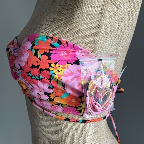 NWOT Shade & Shore Floral Bikini Top 36D - Picture 4 of 6